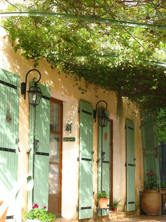 L'Oustaou B&B Piscine & Spa Besse-sur-Issole Exterior foto